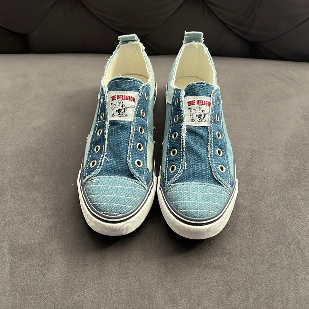 True Religion Shoes